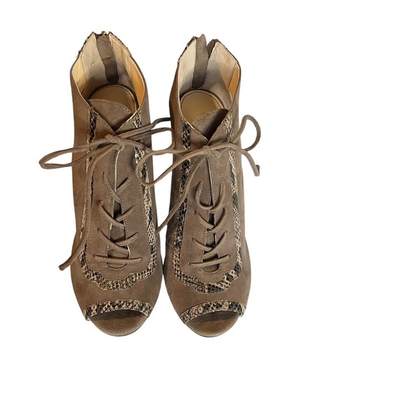 Trendy Snakeskin Isola Brea Suede Lace & Zip Heels Awesome For Any Season - Picture 5 of 10